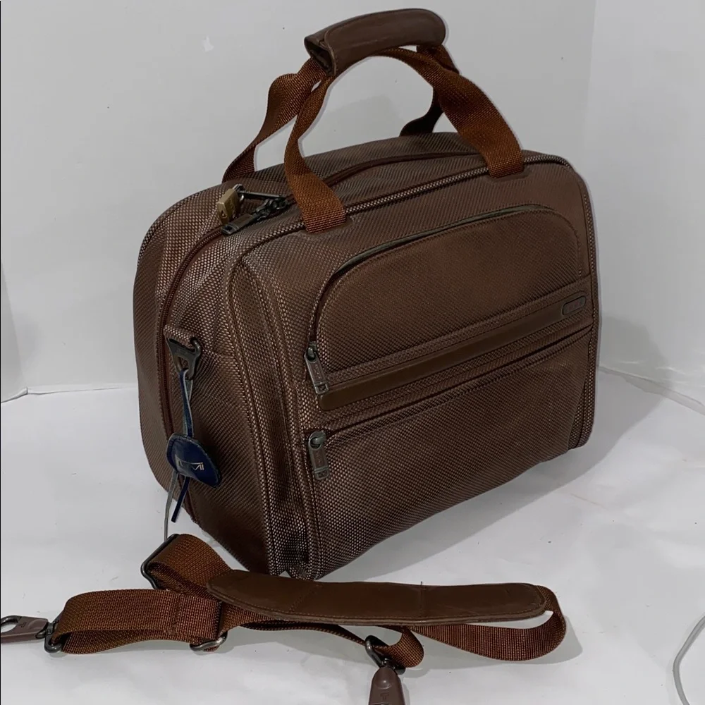 Tumi Ballistic Nylon Accessory Satchel Style #022155CH4 12